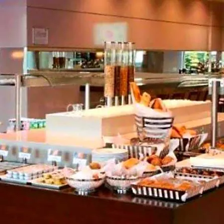 Fez Hotel 4*