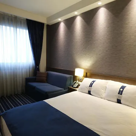 Fez Hotel 4*